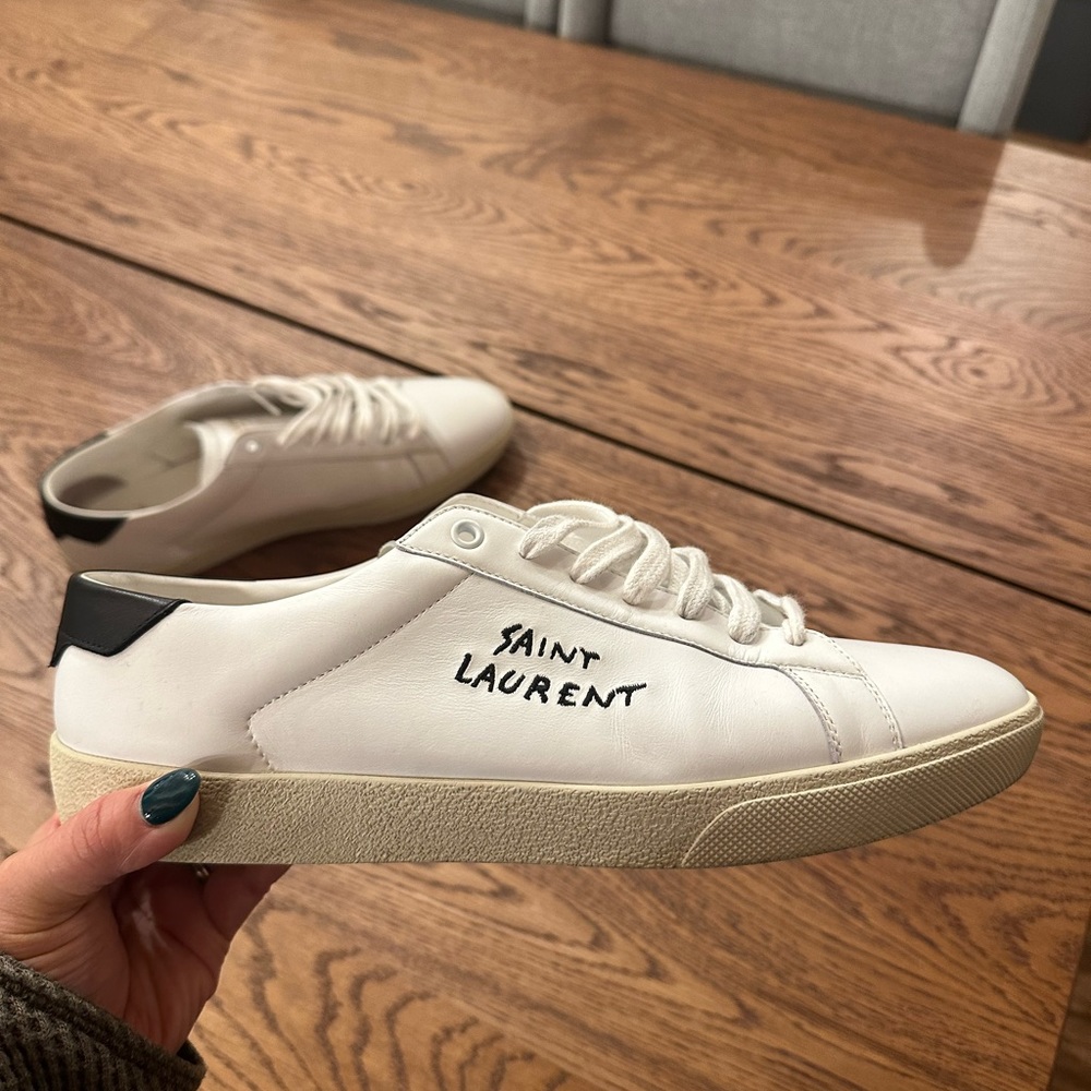 Saint Laurent Low Top Sneaker